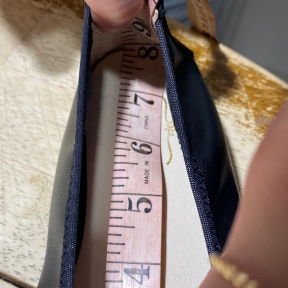 MG Baby size 32🖤🖤🖤🖤 - Picture 2 of 11